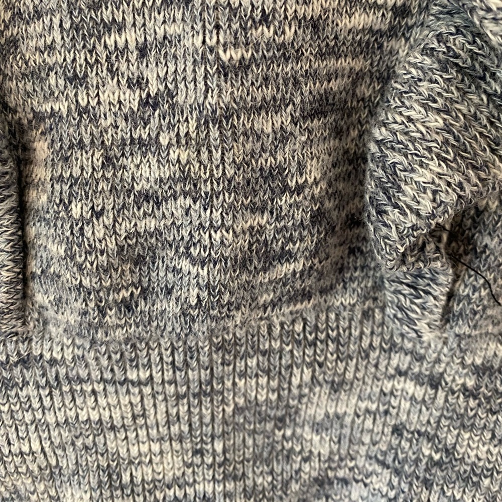H&M Ruffle Sweater - Picture 5 of 5